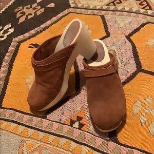 Gap Suede Clogs